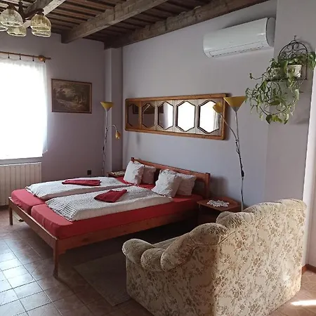 Ginkgo Apartamento Demjén